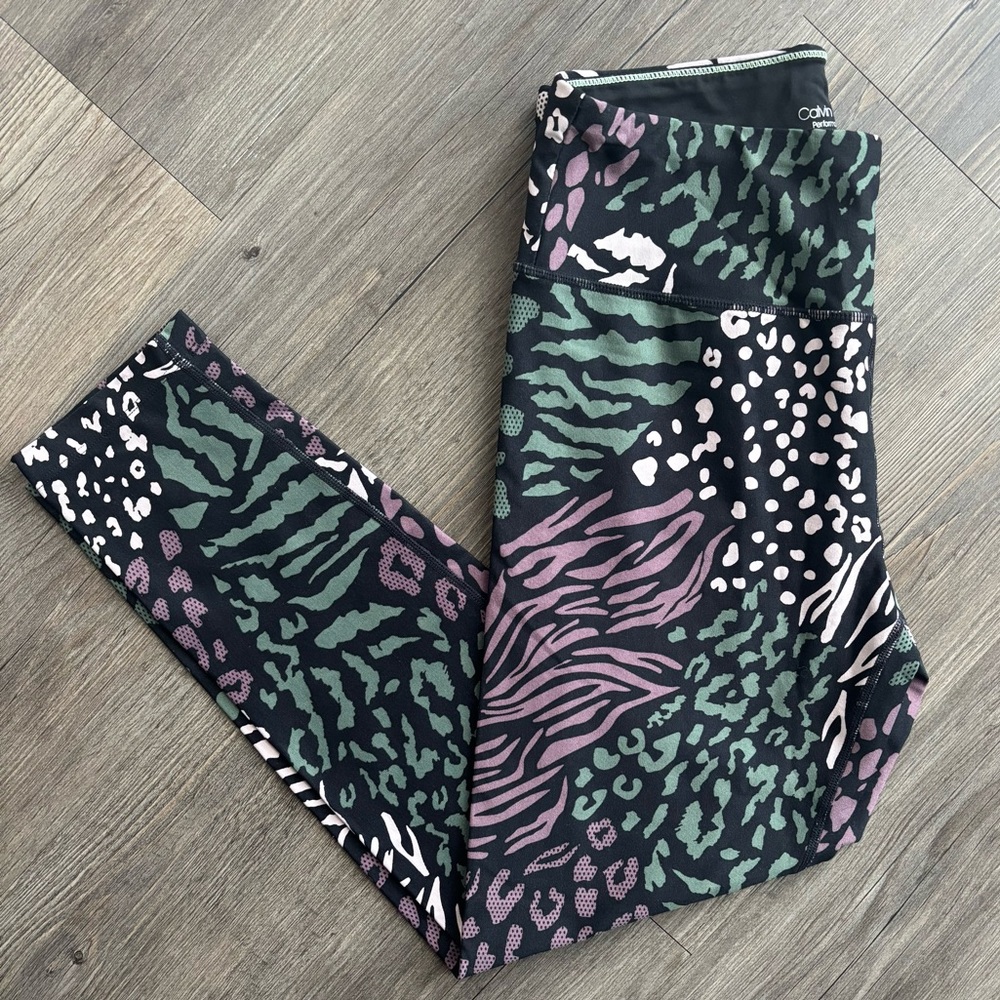 Calvin Klein Performance Animal Print Workout Leggings Medium
